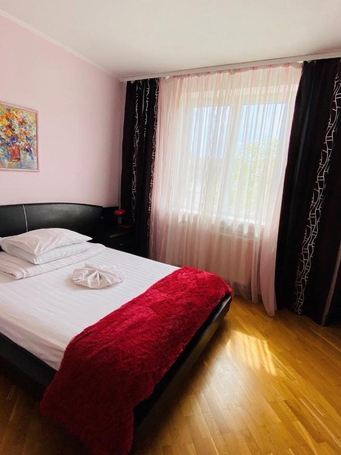 Guest House At Lesya Ukrainka Truskavets Exterior foto