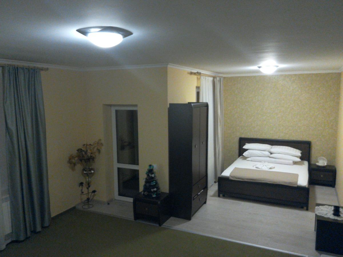 Guest House At Lesya Ukrainka Truskavets Exterior foto